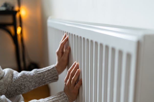 Radiator cold at the top? Causes and safe fixes