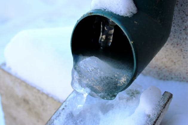Frozen condensate pipe? How to thaw it safely and prevent it happening again